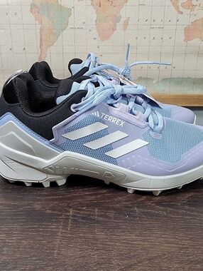 BRAND NEW Adidas Terrex Hiking Swift R3 Women's Size 9.5